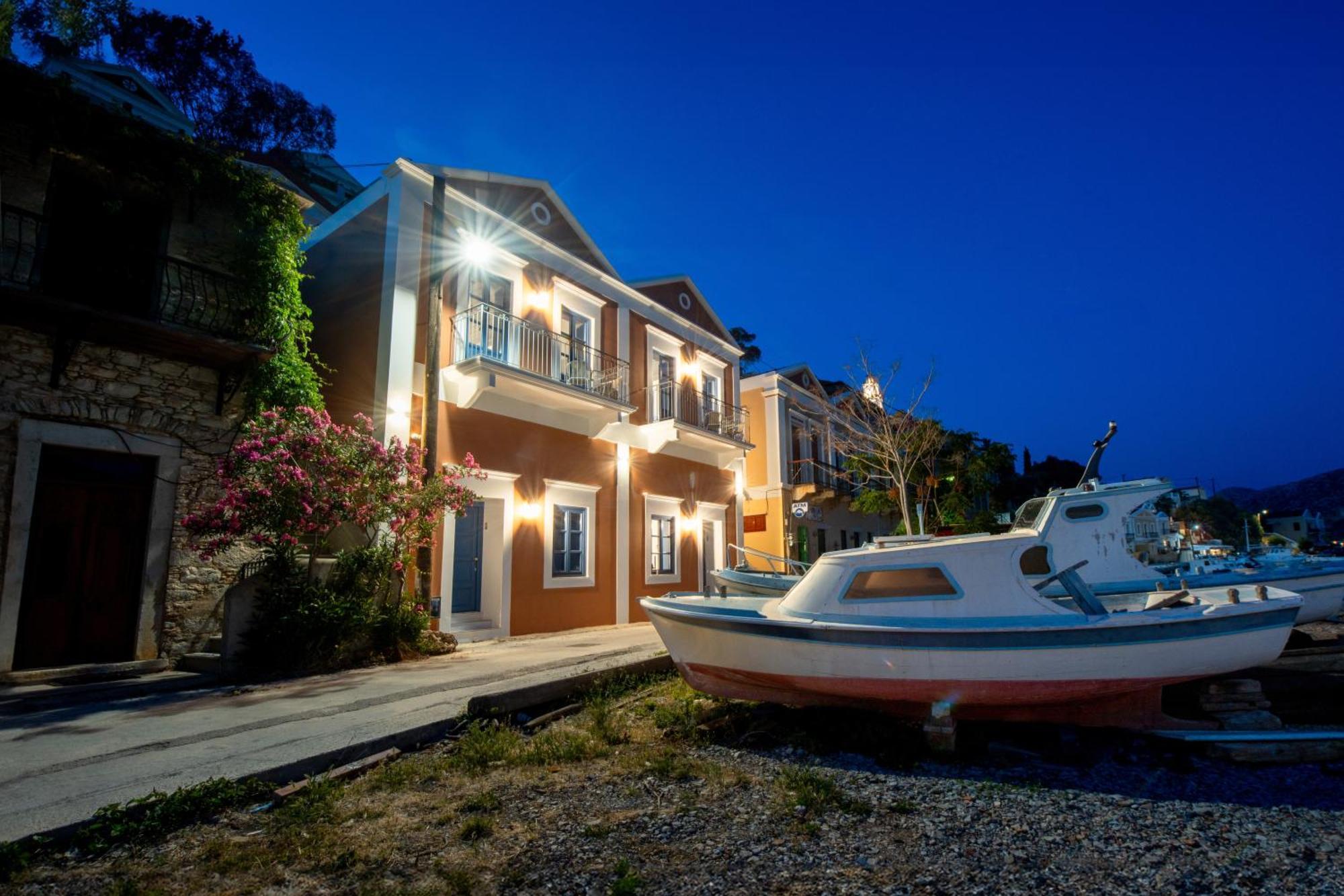 Porto Harani Seaside Apartments Sými Buitenkant foto