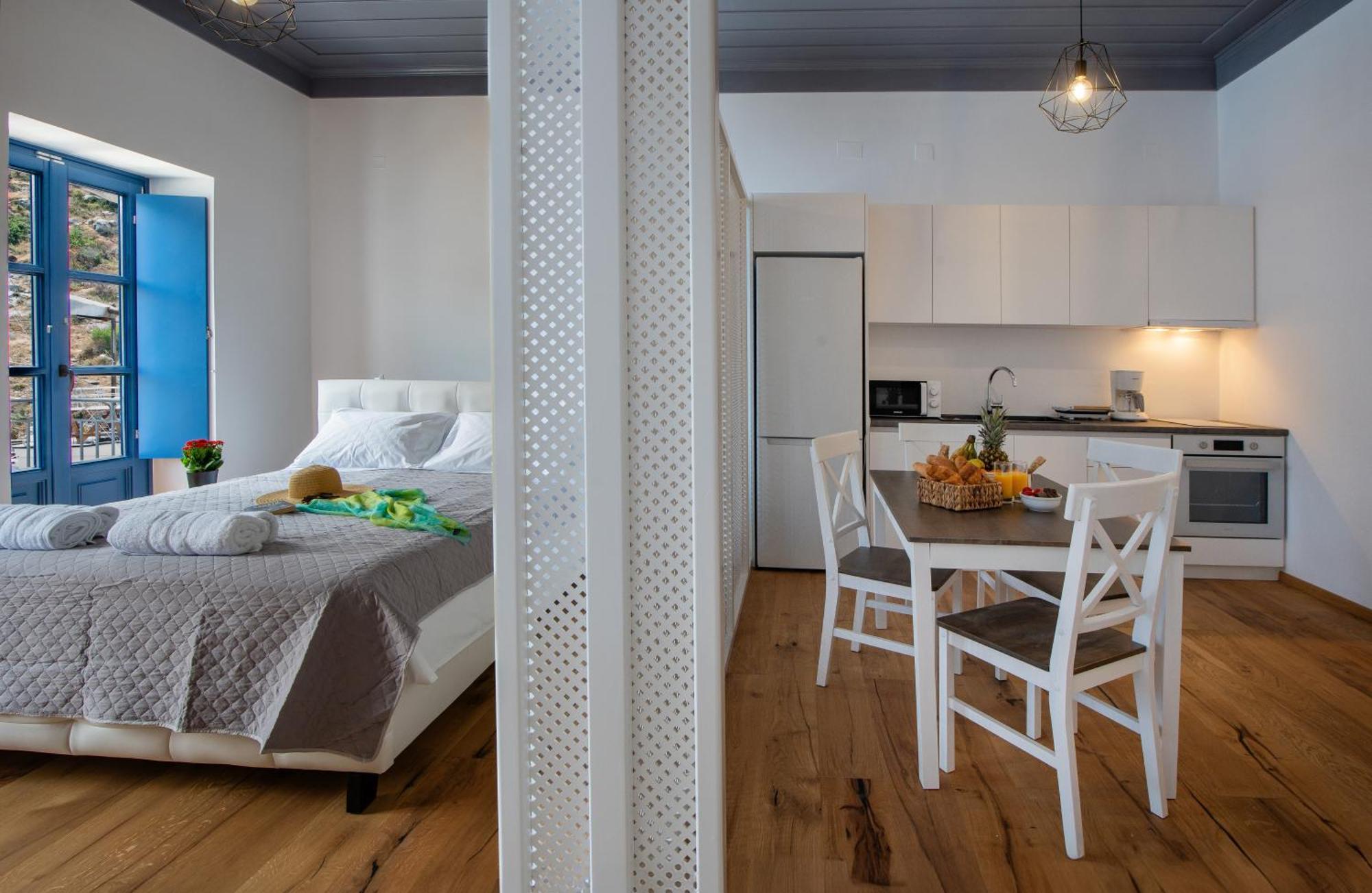 Porto Harani Seaside Apartments Sými Buitenkant foto
